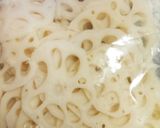 牛バラ肉とれんこん炒め◆ちょー わふー作り方1写真
