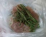簡単！ フライパンで マグロの 香草焼き作り方1写真