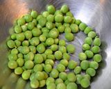 炊飯器で簡単に！翡翠色のきれいな豆ご飯作り方1写真
