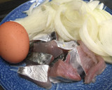 鰆と玉ねぎの卵とじ作り方1写真
