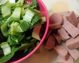 魚肉ソーセージで♪青梗菜のクリーム炒め作り方1写真