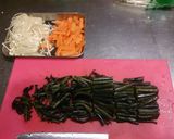 わらびと油揚げの塩糀炒め煮作り方1写真