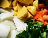 野菜たっぷりトマトシチュー♪作り方1写真