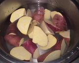 さつまいもとさつま揚げの煮物☆作り方1写真