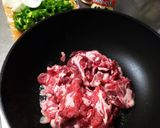 疲労回復に！豚肉と新玉ねぎの甘酢炒め作り方3写真