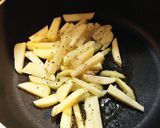 牛肉とジャガイモのバターポン酢炒め♪作り方1写真