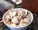 チューリッヒ風子牛のクリーム煮作り方1写真
