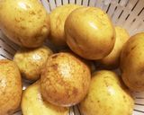 ご飯もビールもすすむ☆新じゃがそぼろ煮作り方1写真