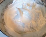 しっとりプレーンシフォンケーキ１７ｃｍ型作り方4写真