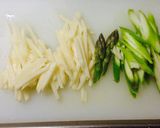 アスパラとじゃがいものシャキシャキ炒め作り方1写真