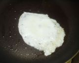 目玉がプリンプリンと飛び出る目玉焼き作り方1写真
