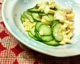 梅味の炒り卵と☆胡瓜の簡単酢の物♪♪作り方3写真