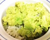 朝食に!簡単、ヘルシーなアボカド丼♪作り方4写真