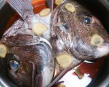 鯛のかぶと煮(あら煮) 調味料3種だけ!作り方3写真