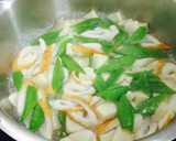 高野豆腐と 絹さや 竹輪の卵とじ煮作り方3写真