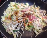 ランチにぴったり♪焼きうどん作り方2写真