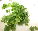 傷む前に保存!ドライ香菜(=パクチー)作り方1写真
