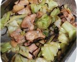 簡単✩鶏もも肉とキャベツの塩こんぶ炒め作り方4写真