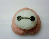 簡単キャラ弁❃ベイマックス♡桃作り方4写真
