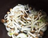 手羽元とチンゲン菜のトマト煮込み♪簡単作り方1写真