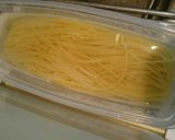 砂ずりと水菜の和風パスタ作り方3写真