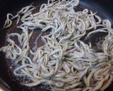 春の味、いかなごの釜揚げと菜の花のパスタ作り方3写真