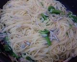 春の味、いかなごの釜揚げと菜の花のパスタ作り方4写真