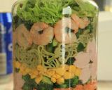 お花見ジャーサラダ♪ハムの花とエビパスタ作り方3写真