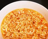 飽きたチキンラーメンにピリっとひと味♡作り方3写真