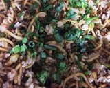 豚ひき肉で香ばし美味しぃ！そばめし作り方7写真