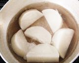 ピリ辛ぶり大根☆ごま油で焼いてから作り方1写真