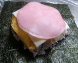 ハムとチーズのサラダおにぎらず作り方4写真
