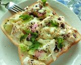 紫蘇香る❀ブロ茎×鶏ささみのトースト作り方5写真