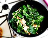 生鮭♡しめじとほうれん草の和風醤油パスタ作り方5写真