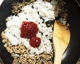 一人ご飯★肉まんの具でオムライス作り方3写真