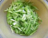 セロリ大量消費☆あったかセロリスープ作り方1写真