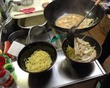 市販の味噌ラーメンをパワーアップ作り方8写真