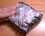 鶏そぼろでおにぎらず作り方7写真