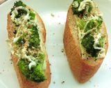紫蘇香る❀ブロッコリーの朧昆布トースト作り方5写真