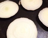 お手軽豪華!鮭ムニエルと新玉のソテー作り方2写真