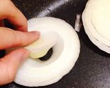 お手軽豪華!鮭ムニエルと新玉のソテー作り方3写真