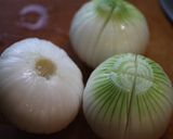 新玉ねぎのベーコン蒸し煮作り方1写真