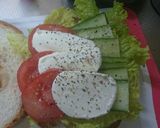 生ハムクリームチーズクロワッサンサンド。作り方1写真