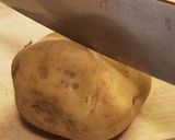 レンジで簡単！つるんとジャガイモ皮むき作り方1写真