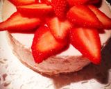 混ぜて冷やすだけ！苺のチーズケーキ♡作り方5写真