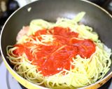 ベーコンと玉ねぎのトマトソースパスタ作り方4写真