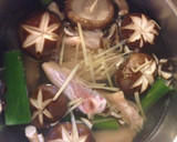 鶏と椎茸のスープ台湾風〜鶏肉和香菇的湯作り方4写真