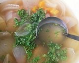玉ねぎと人参とパセリのコンソメスープ作り方8写真