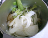 簡単！　山東菜と　玉ねぎの　白だし煮！作り方3写真