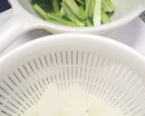 簡単早い！さんま缶で大根と小松菜の煮物作り方1写真